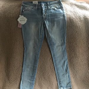 Knox Rose Skinny Mid Rise Power Stretch